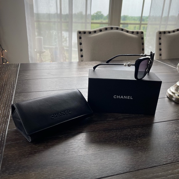 Chanel Authentic Butterfly Sunglasses - Picture 2 of 10